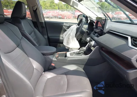 2025 Toyota Rav4 Limited from USA, damaged, VIN 2T3N1RFV8SC493615